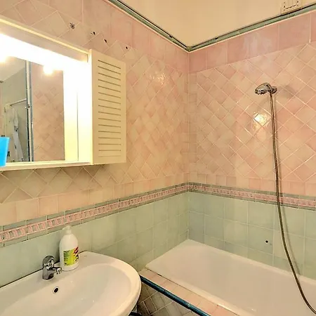 Апартаменты Sleeps 8 Air Con Wifi Амальфи