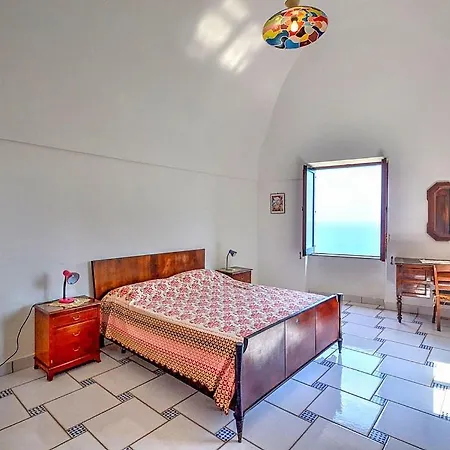 Sleeps 8 Air Con Wifi Апартаменты *